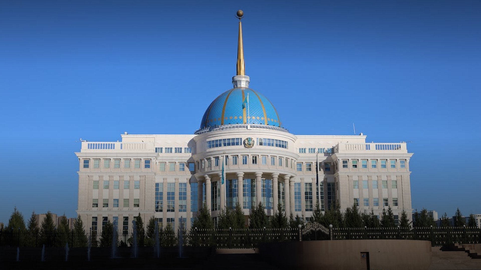 President Saleh Injured in Presidential Palace Mosque Attack